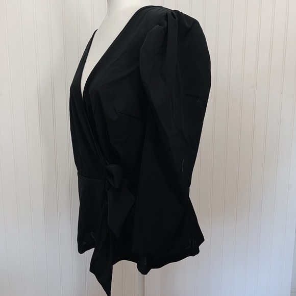 New Without Tags SHEIN Black wrap Top with side bow 2XL - Picture 4 of 5